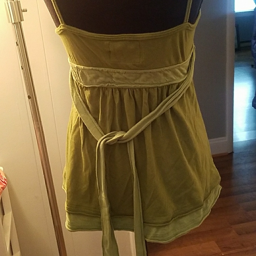 SALE - Green V neck Tank Top - Picture 3 of 4
